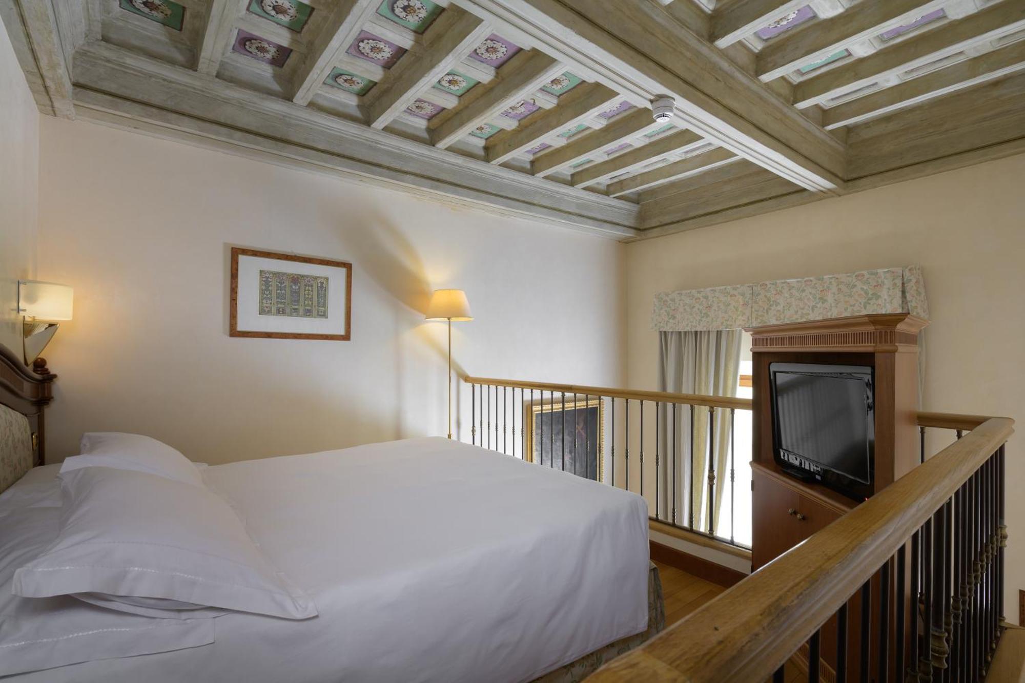 Degli Orafi 4* Florenz